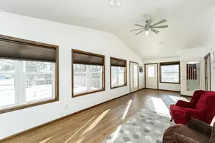 24413 Pickwick Loop Rd, Winona, MN 55987 - Photo 14