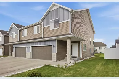 5966 59th Street S, Fargo, ND 58104 - Photo 2