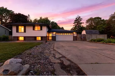 2515 Hillview Road, Mounds View, MN 55112 - Photo 1
