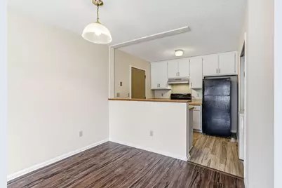8642 S Maplebrook Circle, Brooklyn Park, MN 55445 - Photo 8