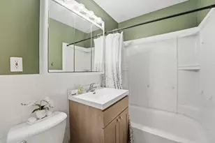 2020 7th St SW, Willmar, MN 56201 - Photo 4