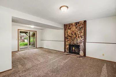 6724 Aldrich Avenue N, Brooklyn Center, MN 55430 - Photo 12