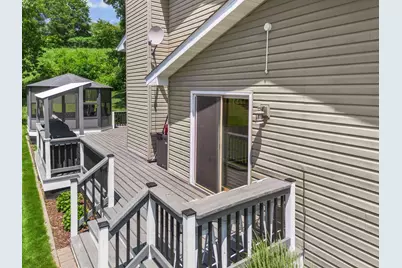 899 Park Knoll Drive, Eagan, MN 55123 - Photo 30