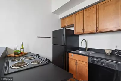 488 Wabasha Street N #506, Saint Paul, MN 55102 - Photo 14