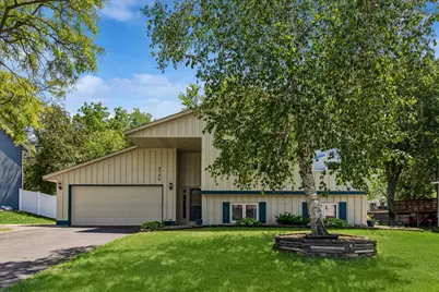 4746 141st Street W, Apple Valley, MN 55124 - Photo 2