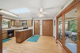 3610 Evergreen Ln N, Plymouth, MN 55441 - Photo 8