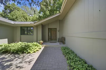 3610 Evergreen Lane N, Plymouth, MN 55441 - Photo 2