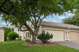 808 Winterberry Dr, Woodbury, MN 55125 - Photo 1