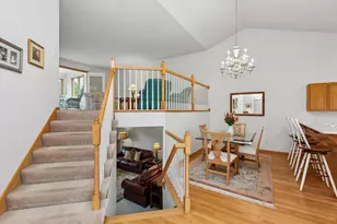 808 Winterberry Dr, Woodbury, MN 55125 - Photo 10