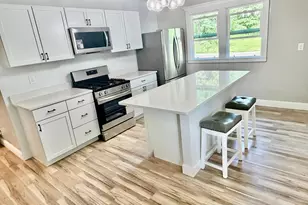 1759 Phalen Pl, Maplewood, MN 55109 - Photo 8