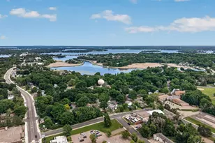 2390 Chateau Ln, Mound, MN 55364 - Photo 30