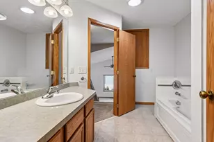1414 Courtland W, Waconia, MN 55387 - Photo 24