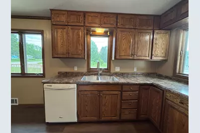 338 Abbott Street W, Eagle Bend, MN 56446 - Photo 4