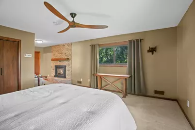 565 Lakota Lane, Chaska, MN 55318 - Photo 34