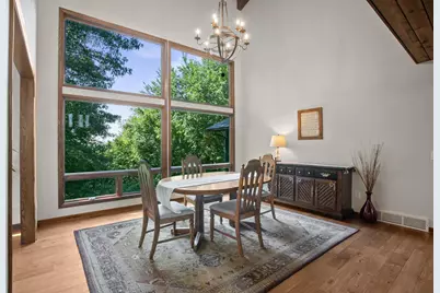 565 Lakota Lane, Chaska, MN 55318 - Photo 18