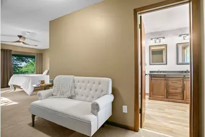 565 Lakota Lane, Chaska, MN 55318 - Photo 36