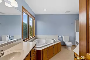 10053 Raleigh Ct, Woodbury, MN 55129 - Photo 16