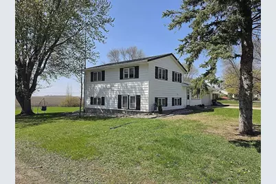 1107 4th Street NW, Clara City, MN 56222 - Photo 4