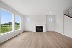 10577 Minnesota Ln N, Maple Grove, MN 55369 - Photo 4