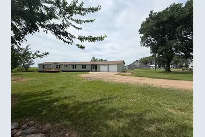 27229 State Highway 264, Worthington, MN 56187 - Photo 2