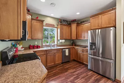 837 Boldt Street, Chaska, MN 55318 - Photo 12