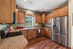 837 Boldt St, Chaska, MN 55318 - Photo 12