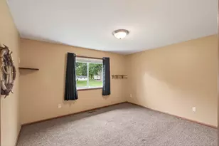 837 Boldt St, Chaska, MN 55318 - Photo 28