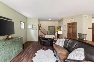 837 Boldt St, Chaska, MN 55318 - Photo 8