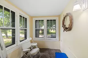 409 Thomas Ave S, Minneapolis, MN 55405 - Photo 2