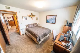 1815 Lakewood Ave, Albert Lea, MN 56007 - Photo 8