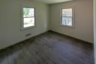 781 4th Ave SE, Wells, MN 56097 - Photo 6