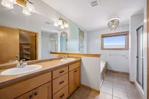 11585 Laketowne View, Albertville, MN 55301 - Photo 32
