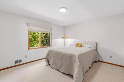 17432 Tessmer Court, Eden Prairie, MN 55347 - Photo 20