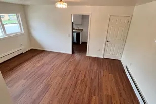 2401 7th Ave E, Hibbing, MN 55746 - Photo 18