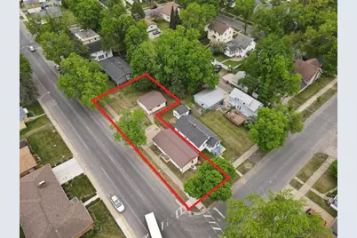 2401 7th Avenue E, Hibbing, MN 55746 - Photo 4