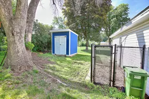 6830 Toledo Ave N, Brooklyn Center, MN 55429 - Photo 26