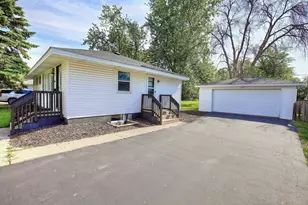 6830 Toledo Ave N, Brooklyn Center, MN 55429 - Photo 4
