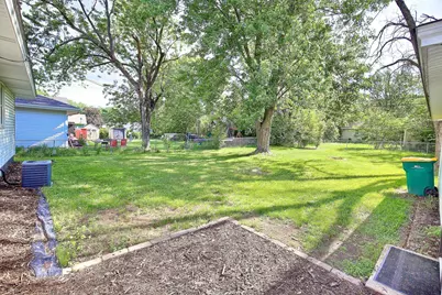 6830 Toledo Avenue N, Brooklyn Center, MN 55429 - Photo 22