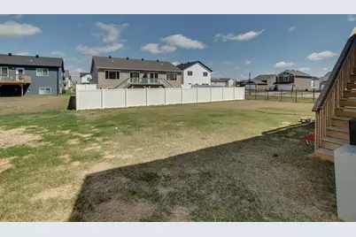 1453 69th Avenue S, Fargo, ND 58104 - Photo 32