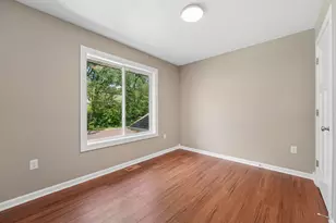 1886 Desoto Street N, Maplewood, MN 55117 - Photo 6