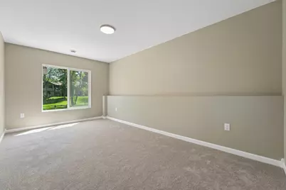 1886 Desoto Street N, Maplewood, MN 55117 - Photo 8
