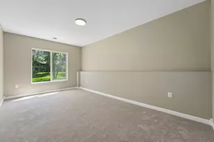 1886 Desoto Street N, Maplewood, MN 55117 - Photo 8
