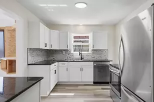 761 Nevada Ave E, Saint Paul, MN 55106 - Photo 2