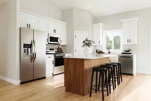1607 10th St NE, Buffalo, MN 55313 - Photo 2