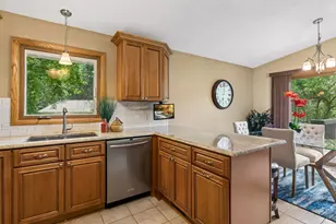 7240 Ticonderoga Trail, Eden Prairie, MN 55346 - Photo 18