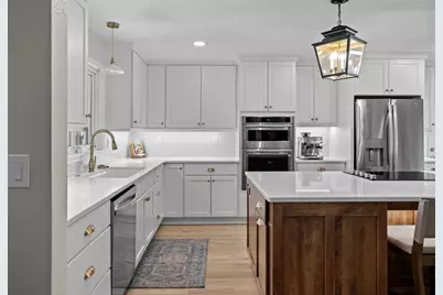 3308 Elm Street N, Fargo, ND 58102 - Photo 6