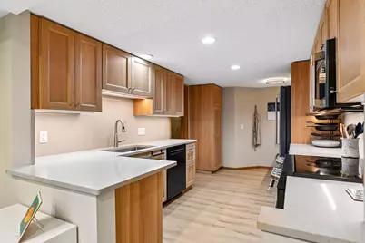 6051 Laurel Avenue #112, Golden Valley, MN 55416 - Photo 6