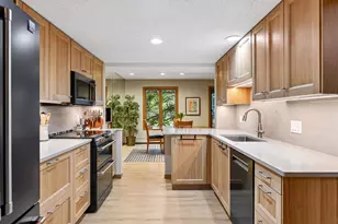 6051 Laurel Ave, Golden Valley, MN 55416 - Photo 4