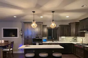 125 Highland Dr, Carver, MN 55315 - Photo 8