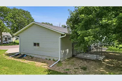 122 Martin Street E, Lewisville, MN 56060 - Photo 38